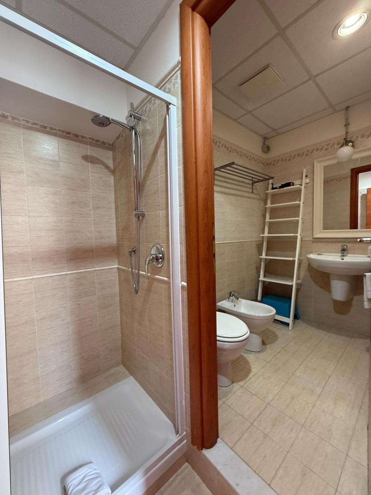 Andres Guest House Sanremo Luaran gambar